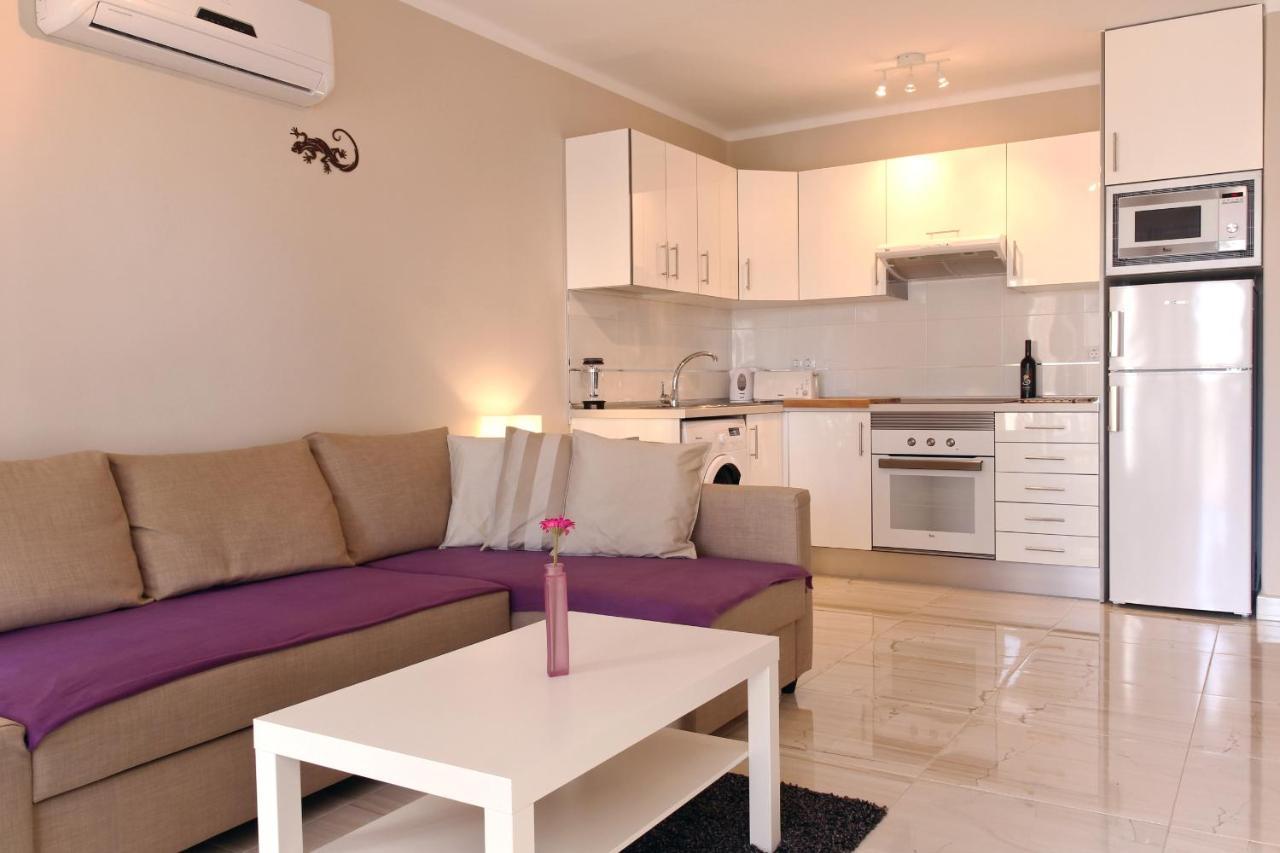 Casa Aurora Apartment Tías Екстериор снимка