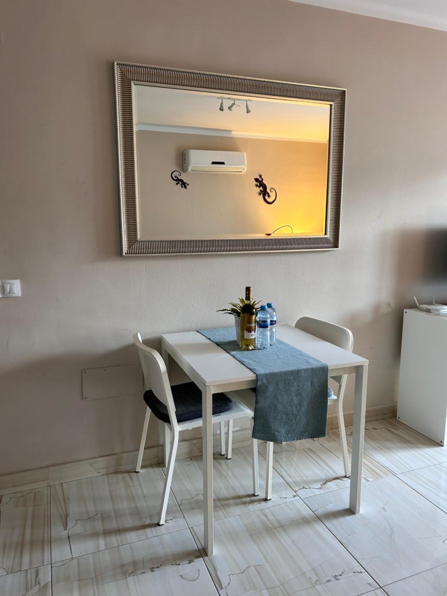 Casa Aurora Apartment Tías Екстериор снимка